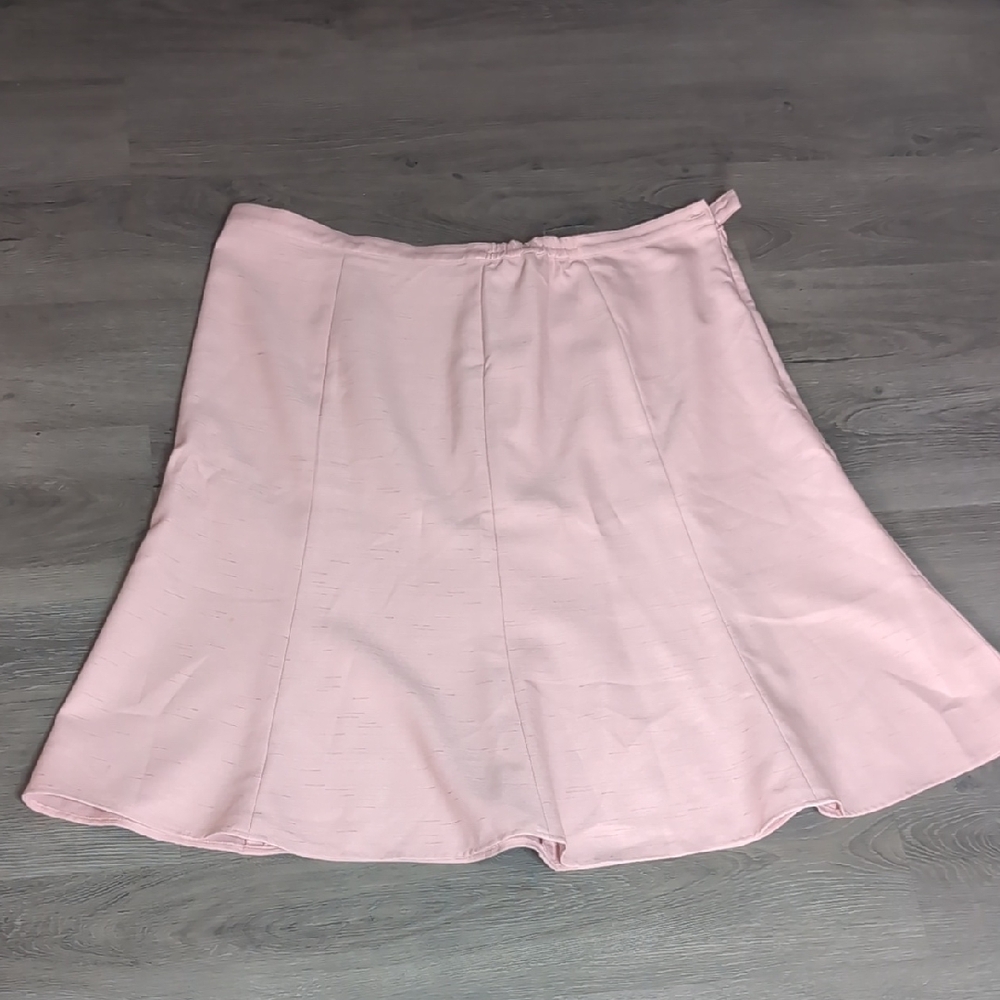 Elegant Pink Women's Skirt